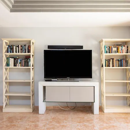 Luxurious 1,5 Kilometers From * 阿德耶