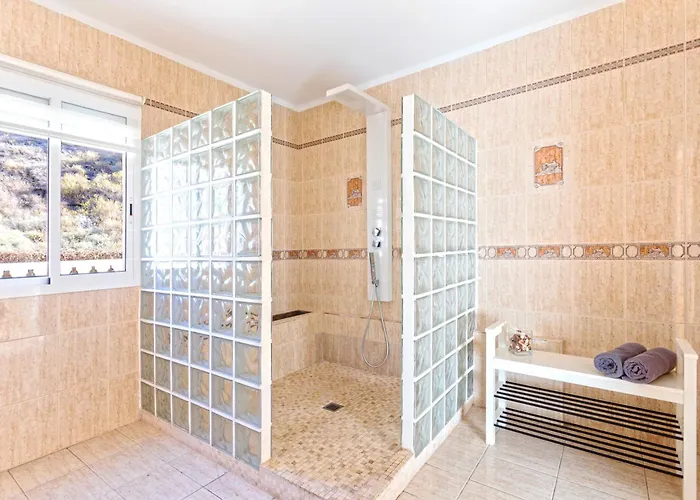 Luxurious 1,5 Kilometers From וילה *